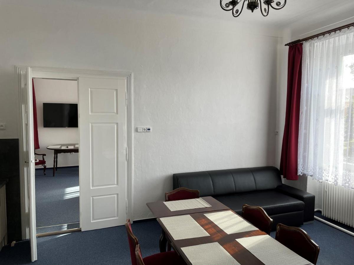 Apartman Netolice 207 Deluxe ภายนอก รูปภาพ